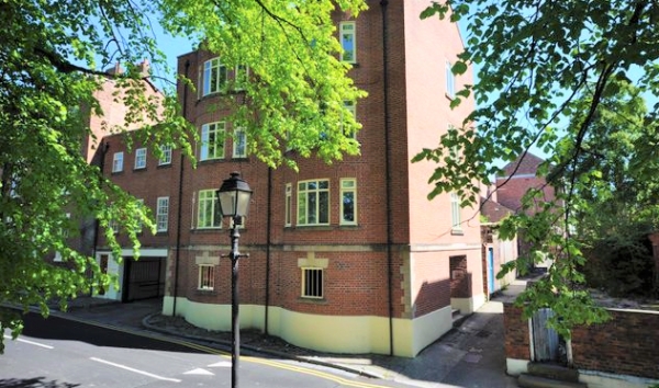 Two- Bedroom Chester City Centre Apartment.